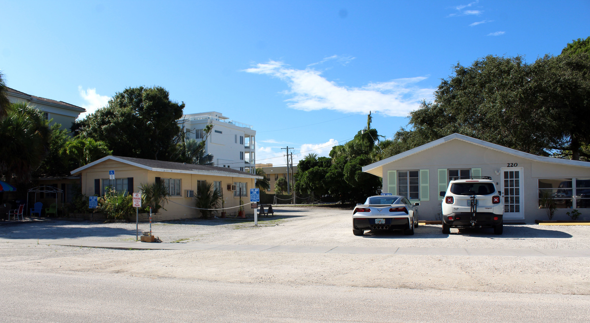 Two structures built in the 1920s along Calle Miramar would have to be demolished if the 170-unit hotel is approved.