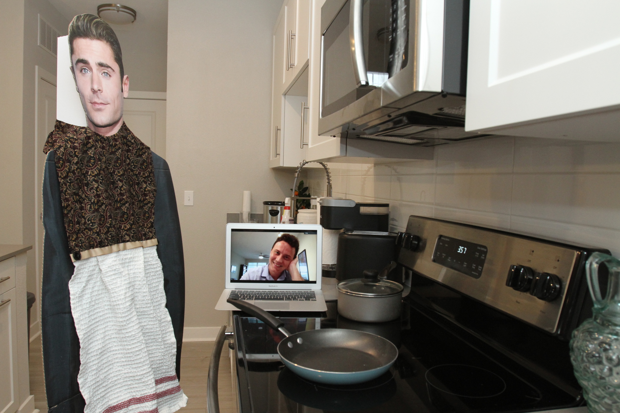 Virtual cooking dates are a great way to admire someone from very, very far away.
