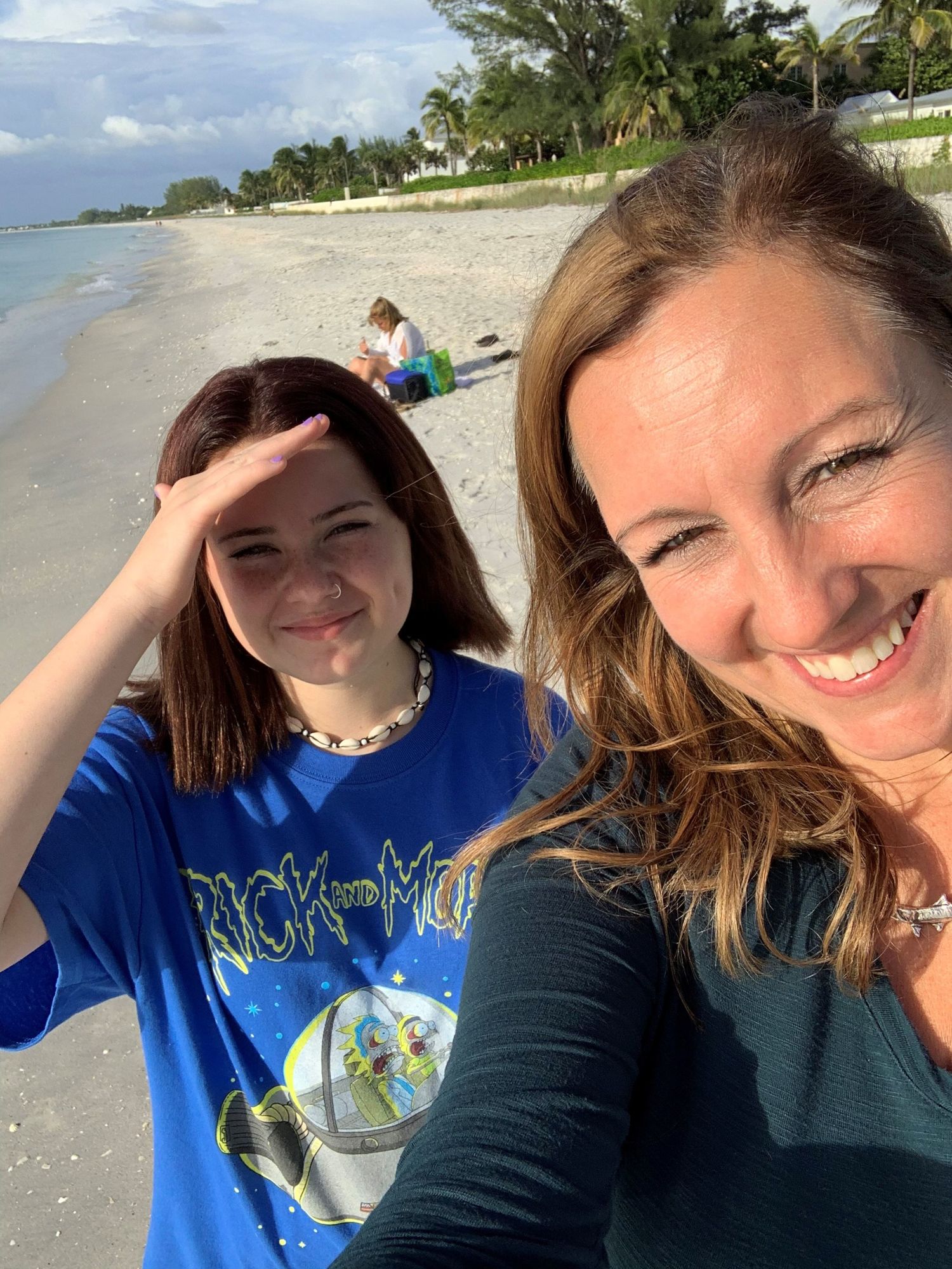 The 2021 Florida Big Sister of the Year Candy Brooks takes her little sister Aaliyah to the beach. Photo courtesy