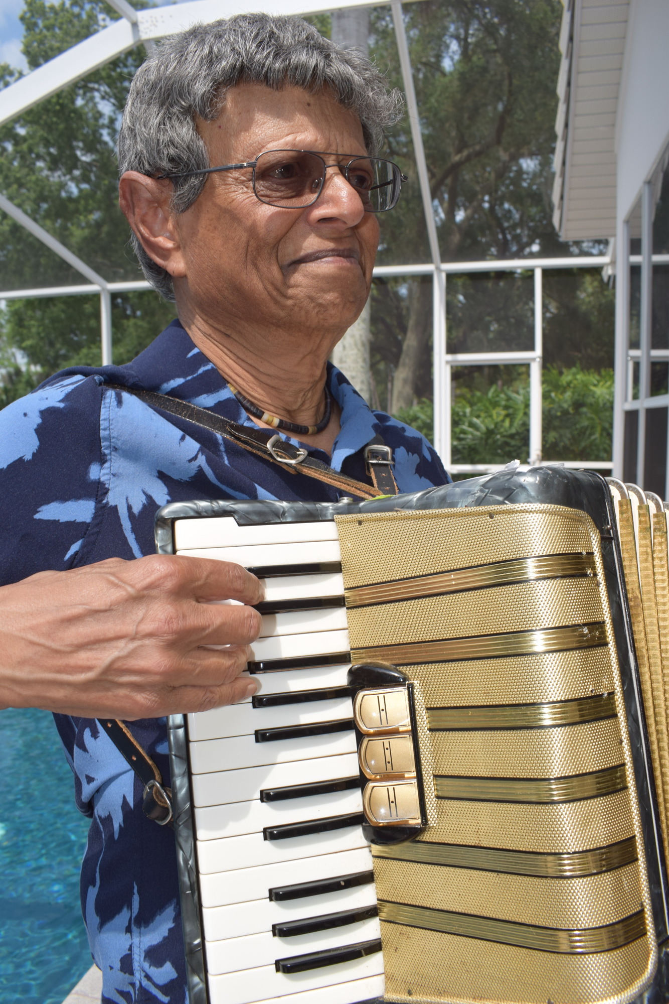 Arun Bhagwat still plays gigs at 82-years-old.
