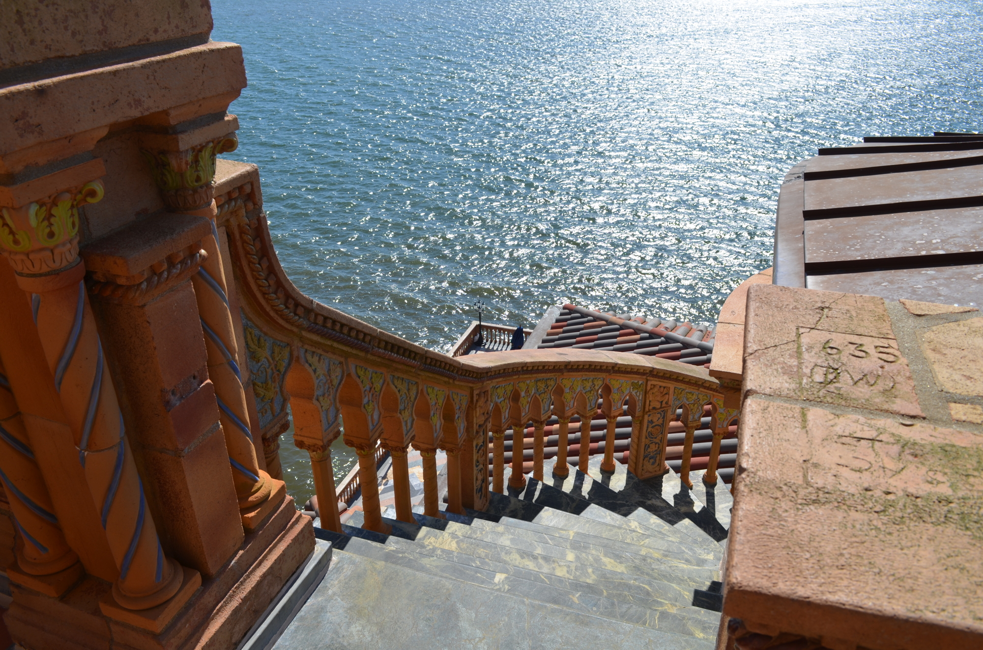 For nearly 20 years, access to the upper balcony was restricted, because the entire balustrade eroded and collapsed.