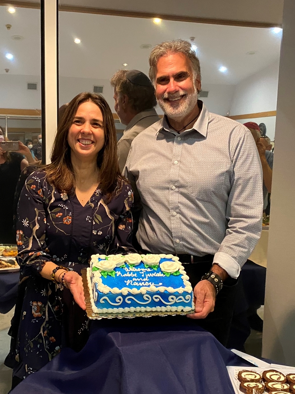 Nancy Schreiber and her husband, Rabbi Tuviah Schreiber, celebrate their first Shabbat at Temple Beth El. Rabbi Tuviah Schreiber is the new rabbi at the temple. Courtesy photo.