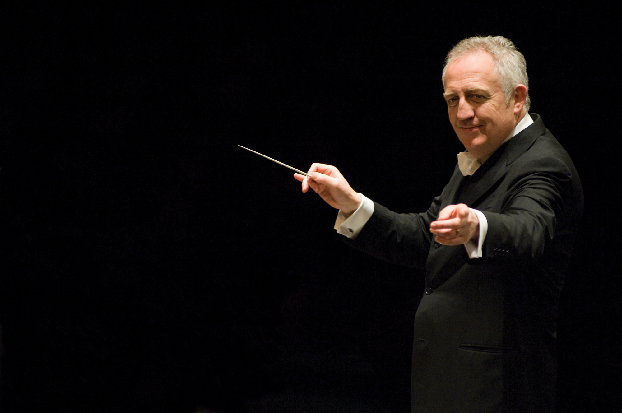 Bramwell Tovey is providing a sneak peek of what his tenure as Music Director might be like. (Courtesy Photo)