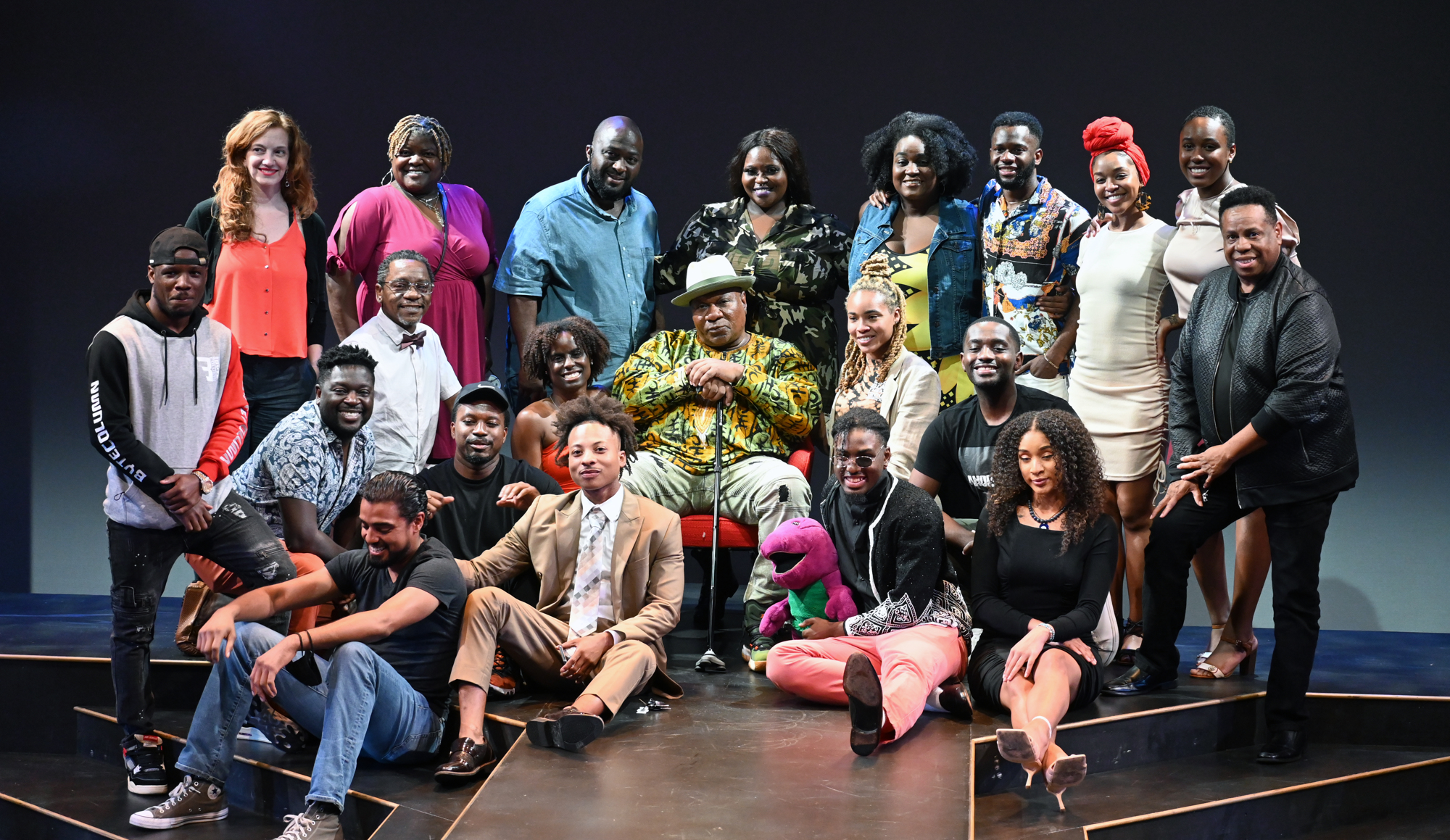 Ving Rhames poses with the Westcoast Black Theatre Troupe students and cast members. (Photo: Spencer Fordin)