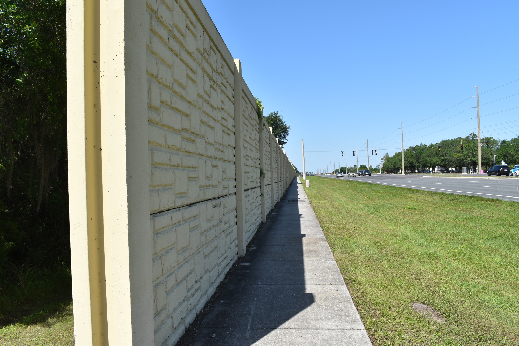 Some Greenbrook residents hope for a sound wall like the one alongside the community of Summerfield nearby.