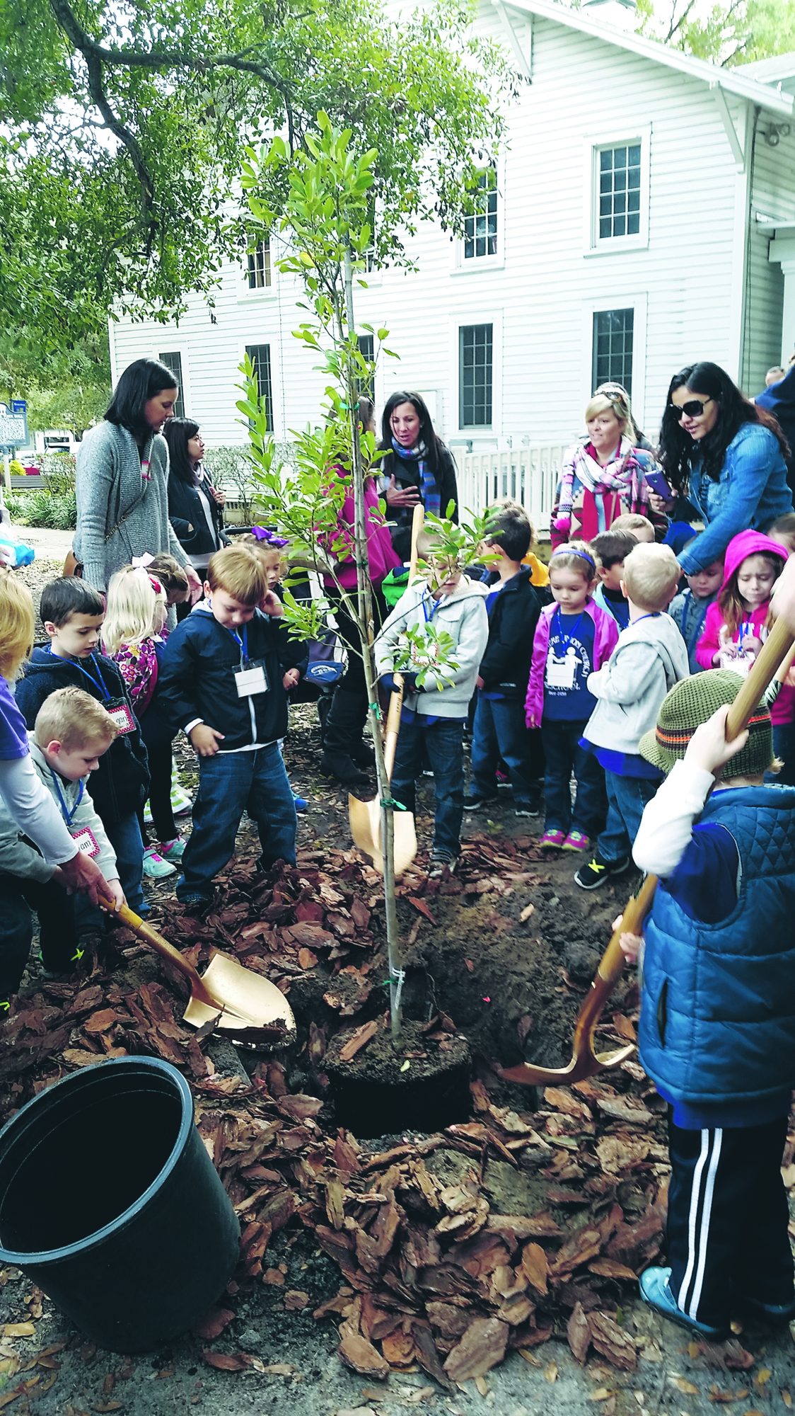 Windermere Garden Club sponsored Arbor Day for 3-, 4- and 5-year-olds from Windermere Union Church.
