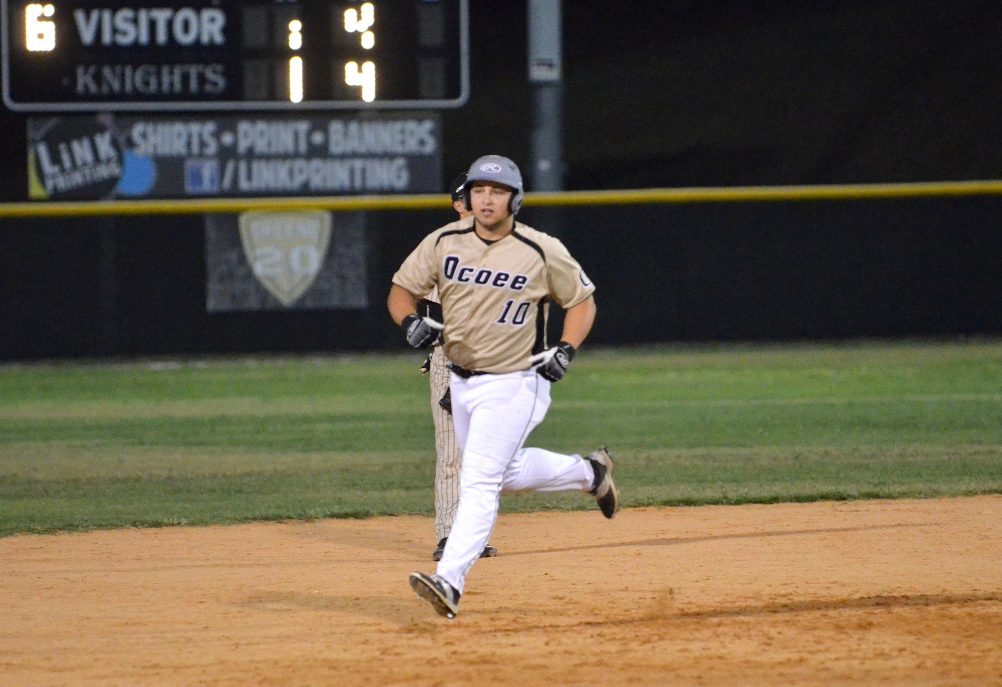Bubba Sangster rounds second base after his crucial home run in the top of the sixth inning.
