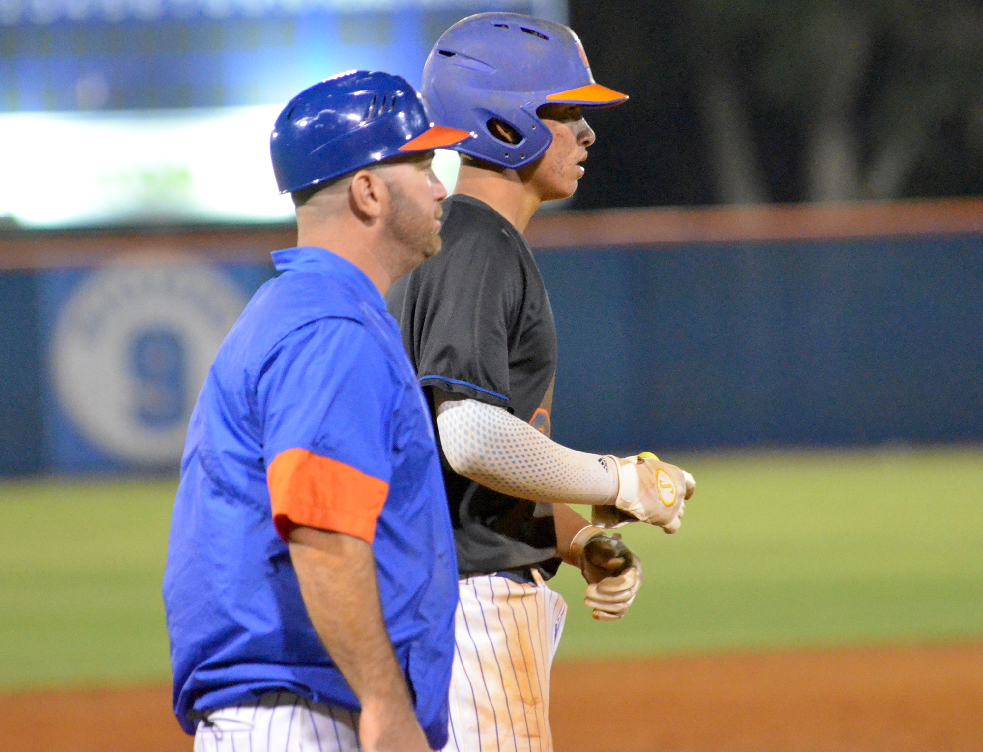 Chris Seise went 3-for-4 and had a pair of triples for West Orange against Lake Brantley.