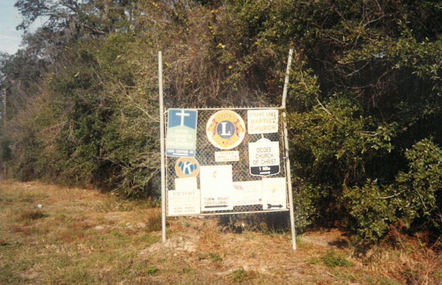 Promotional signs welcomed visitors to Ocoee for many years.