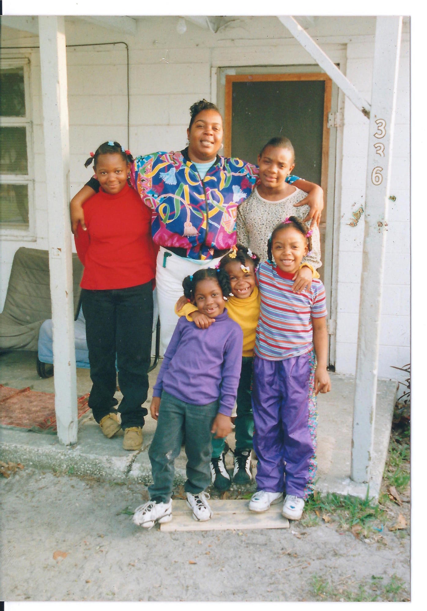 Jackie Reynolds and her five daughters were anticipating a new Habitat home in 1997.