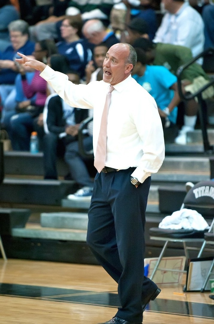 Mark Griseck coaching Olympia in 2011. Photo by Dave Jester