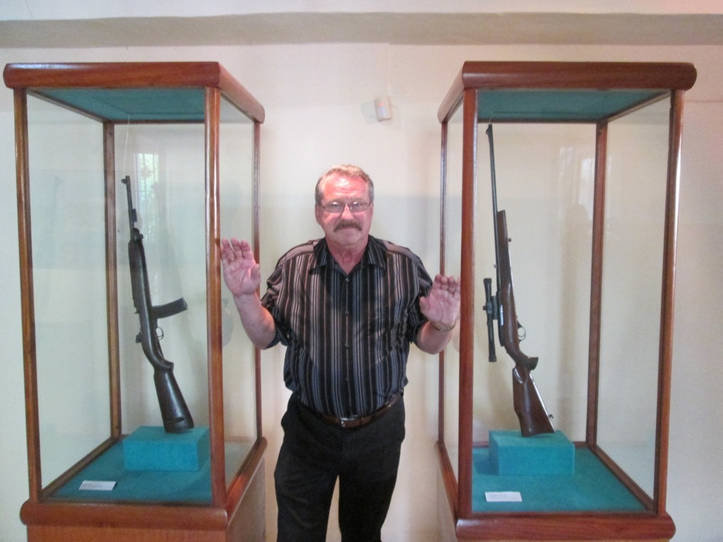 Windermere mayor Gary Bruhn visited a museum with guns on display purportedly used during the Bay of Pigs invasion in 1961.