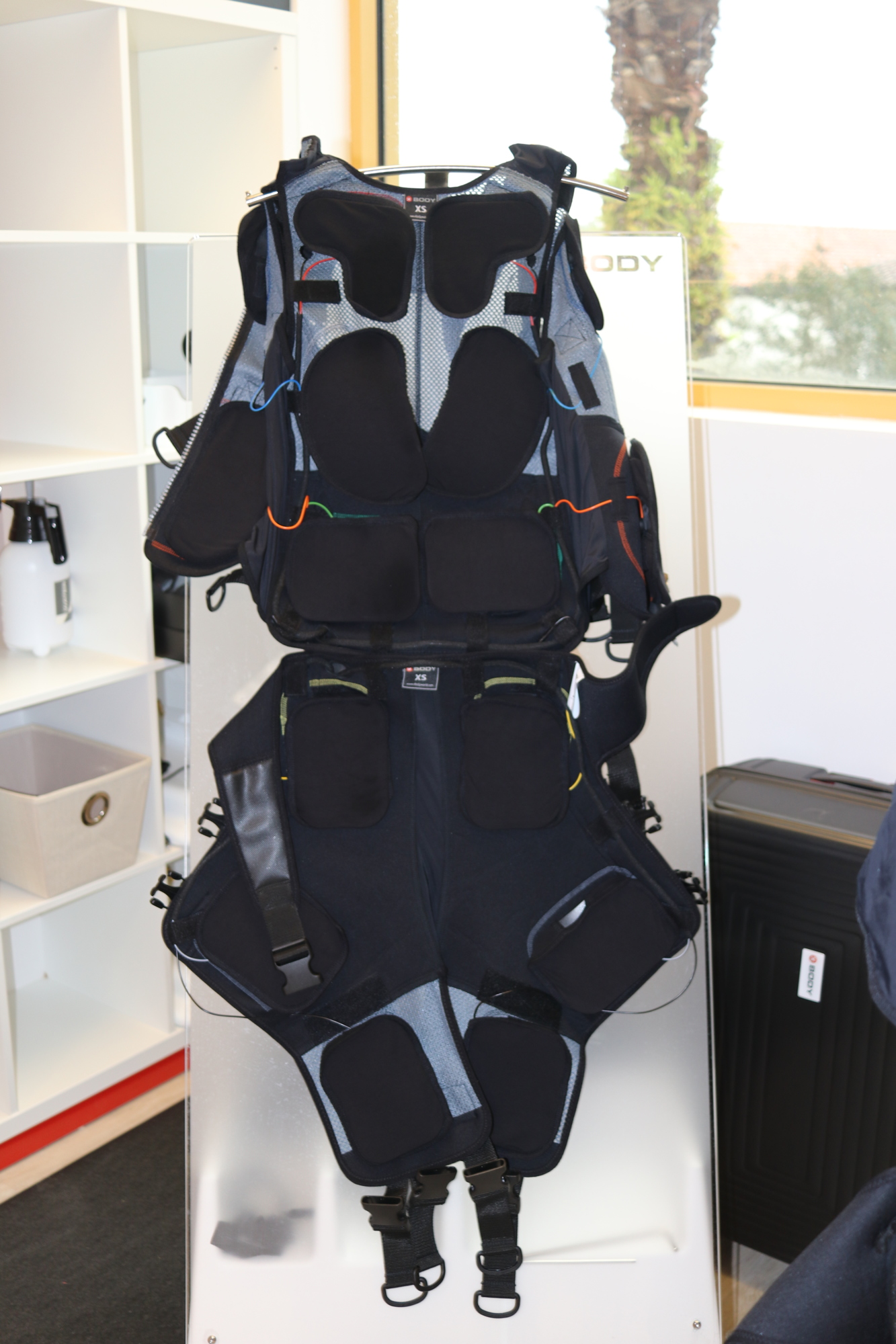 PhysioFix utilizes this body suit for its electric muscle-stimulation training. The suit is equipped with EMS technology that stimulates various muscle groups during a workout.