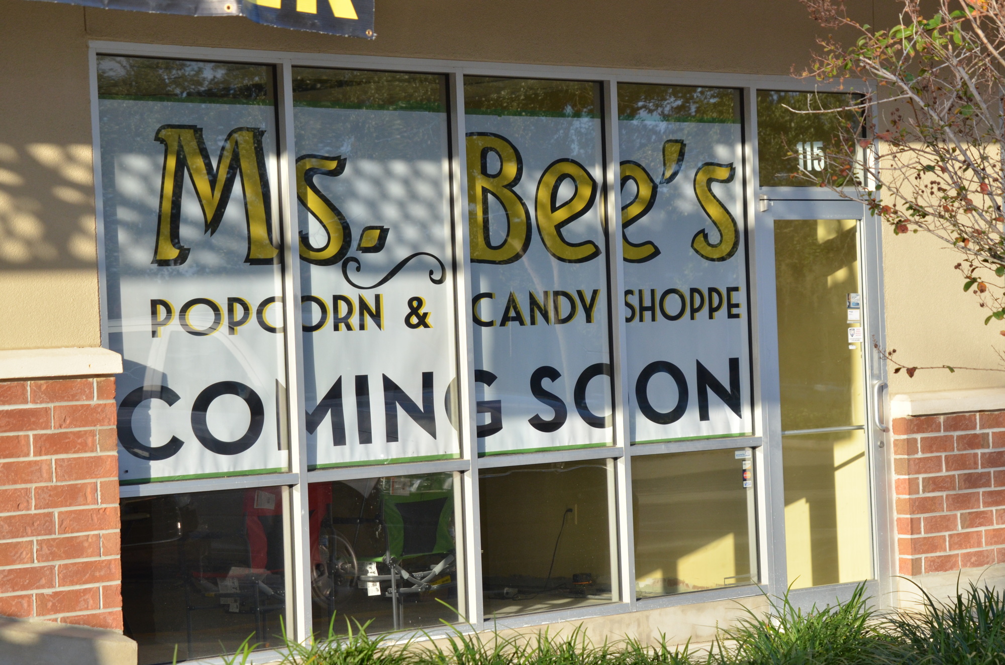 Ms. Bee’s Gourmet Popcorn & Candy Shoppe will set up shop on West Colonial Drive, at 13900 County Road 455, Suite 115, in Clermont.