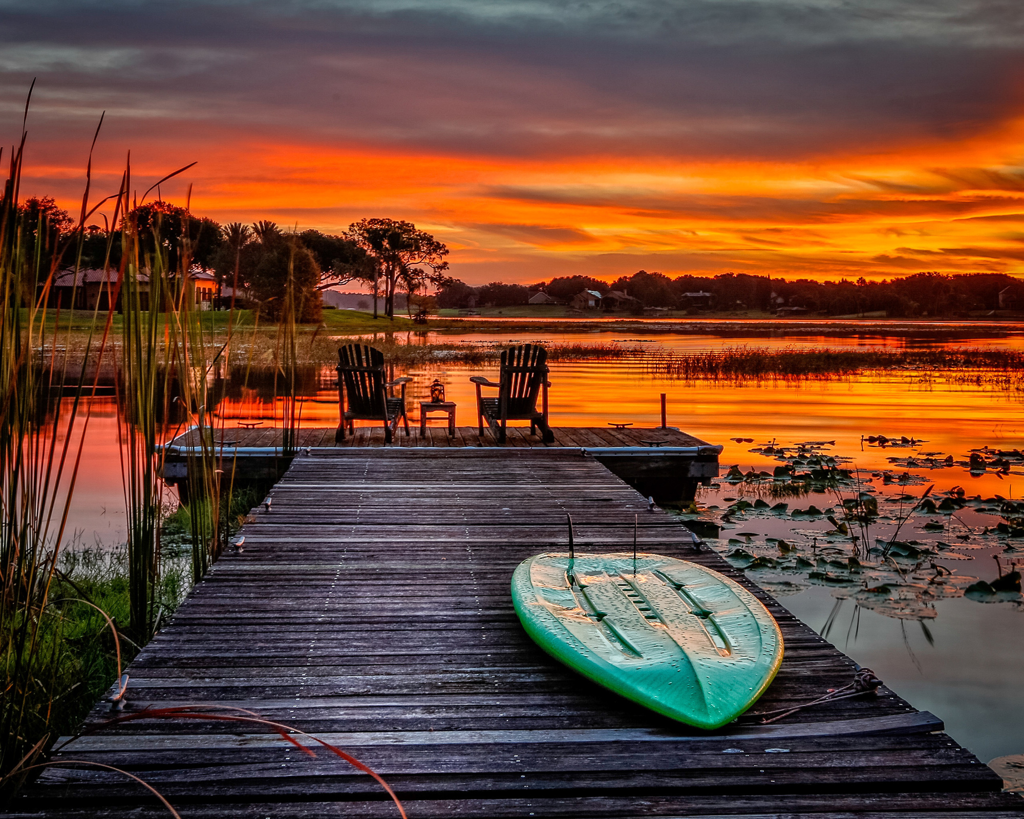 Robin Ulery captured this sunset from her Johns Lake dock. I photo by Robin Ulery