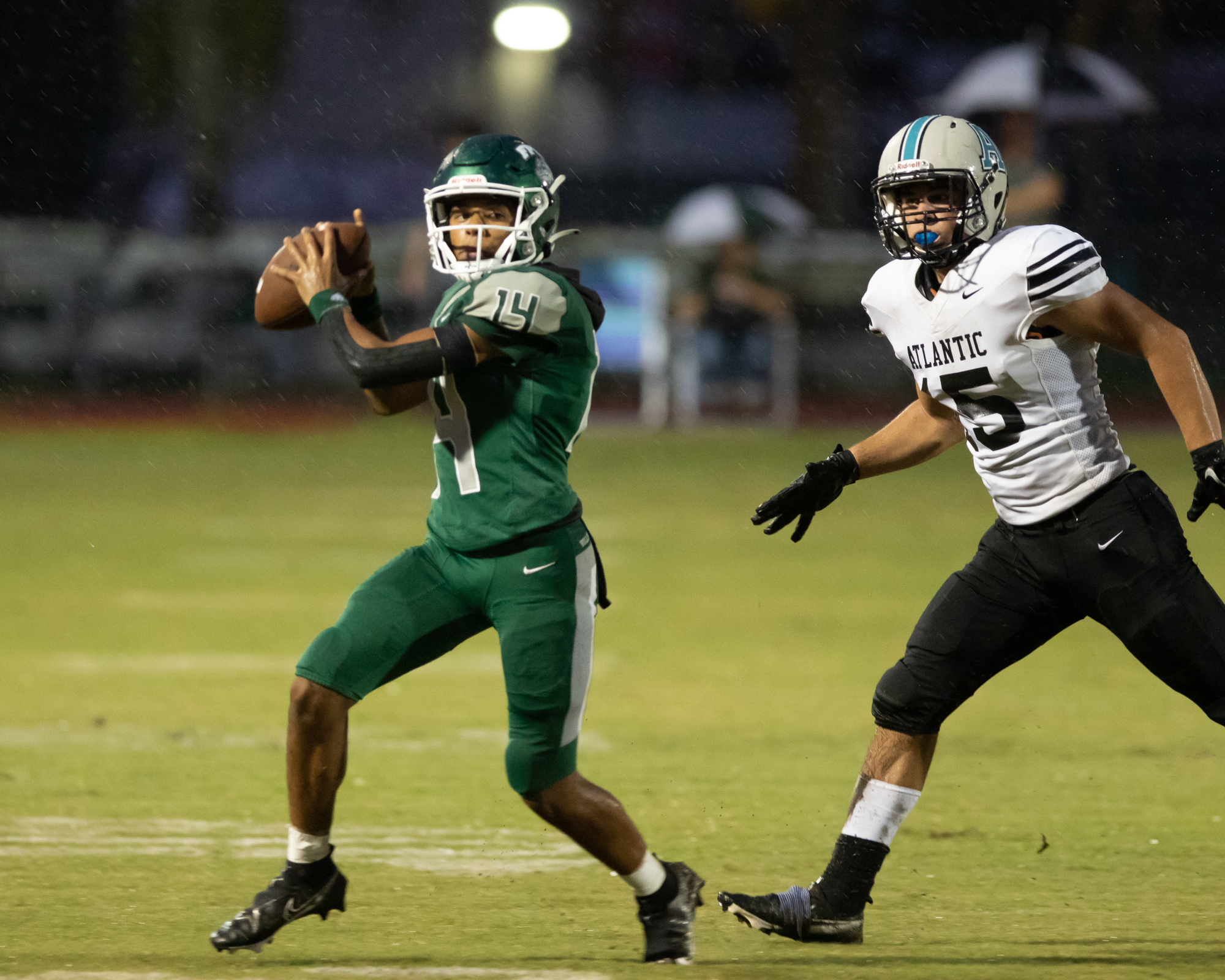 D.J. Murray split time at quarterback last season. This year, the junior will be the Bulldogs' full-time starter. Filer photo by Jake Montgomery