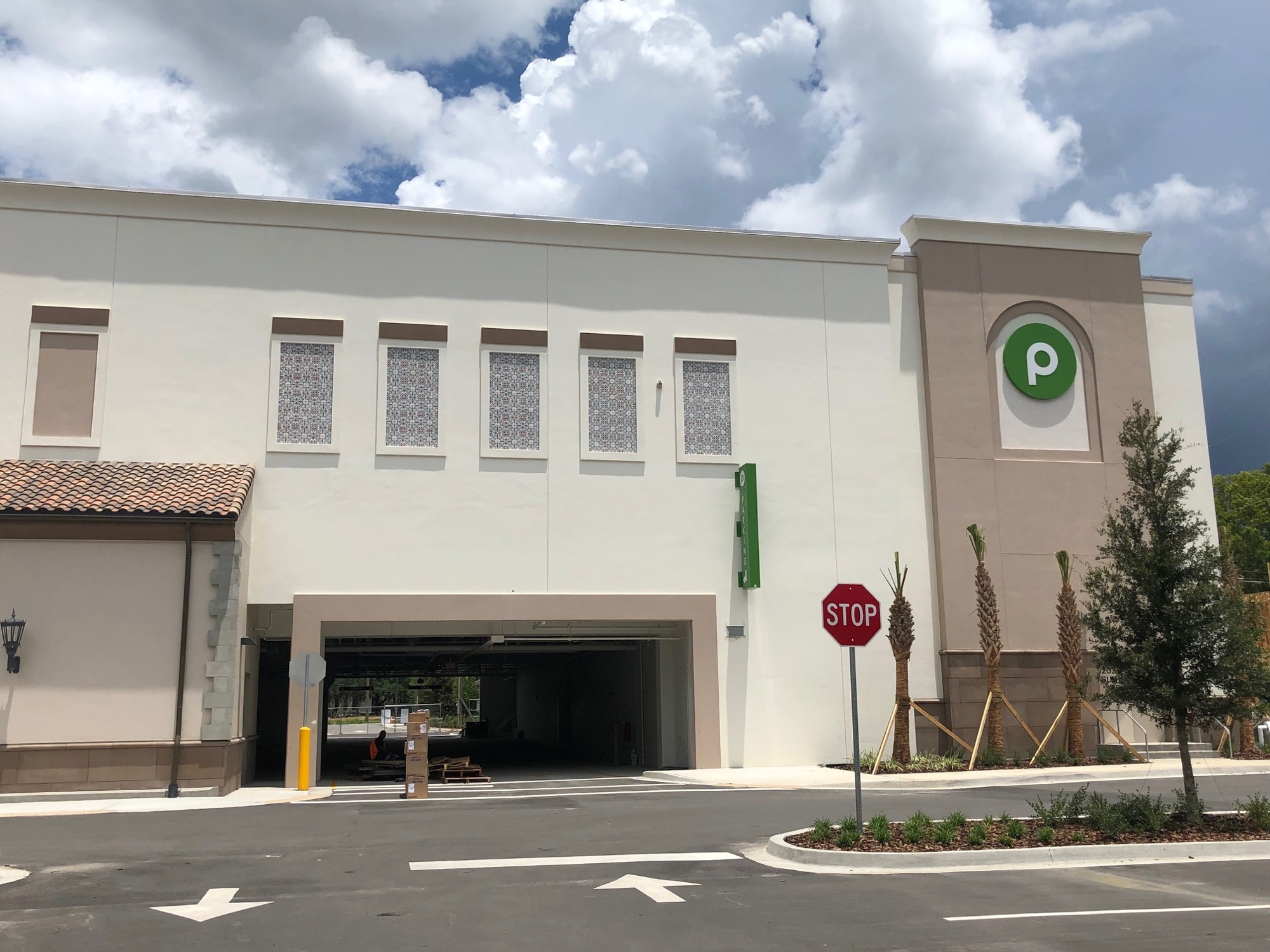 The Publix will feature parking below the store.