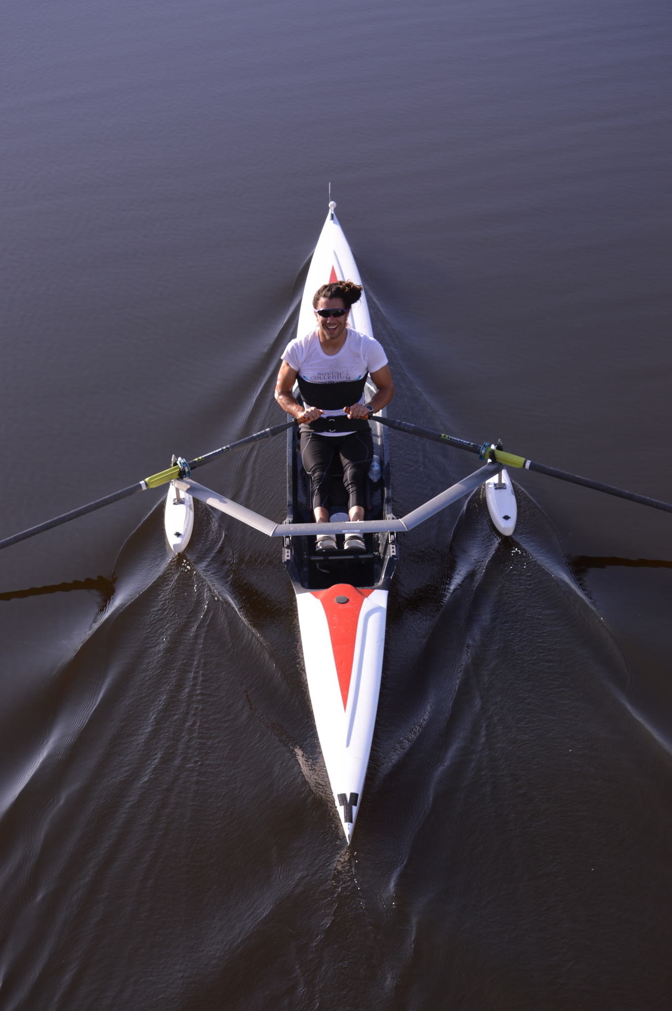 Elliot Vasquez rows back to shore after finishing in first place in the PR1 Men's Masters 1x Final (8:11.99) at the 2022 USRowing Masters National Championships. (Photo courtesy of Nathan Benderson Park.)