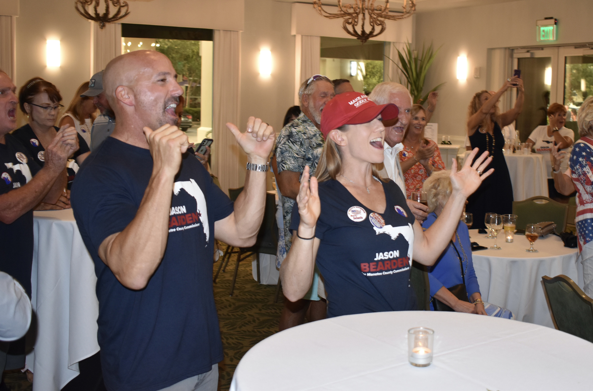 Sarasota's Becky and Larry Hayden applaud Bearden's win. (Photo by Ian Swaby)
