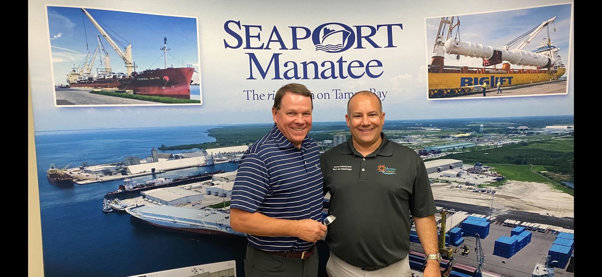 Rep. Sam Graves and Commissioner Kevin Van Ostenbridge met at SeaPort Manatee prior to the flight. (Courtesy photo)