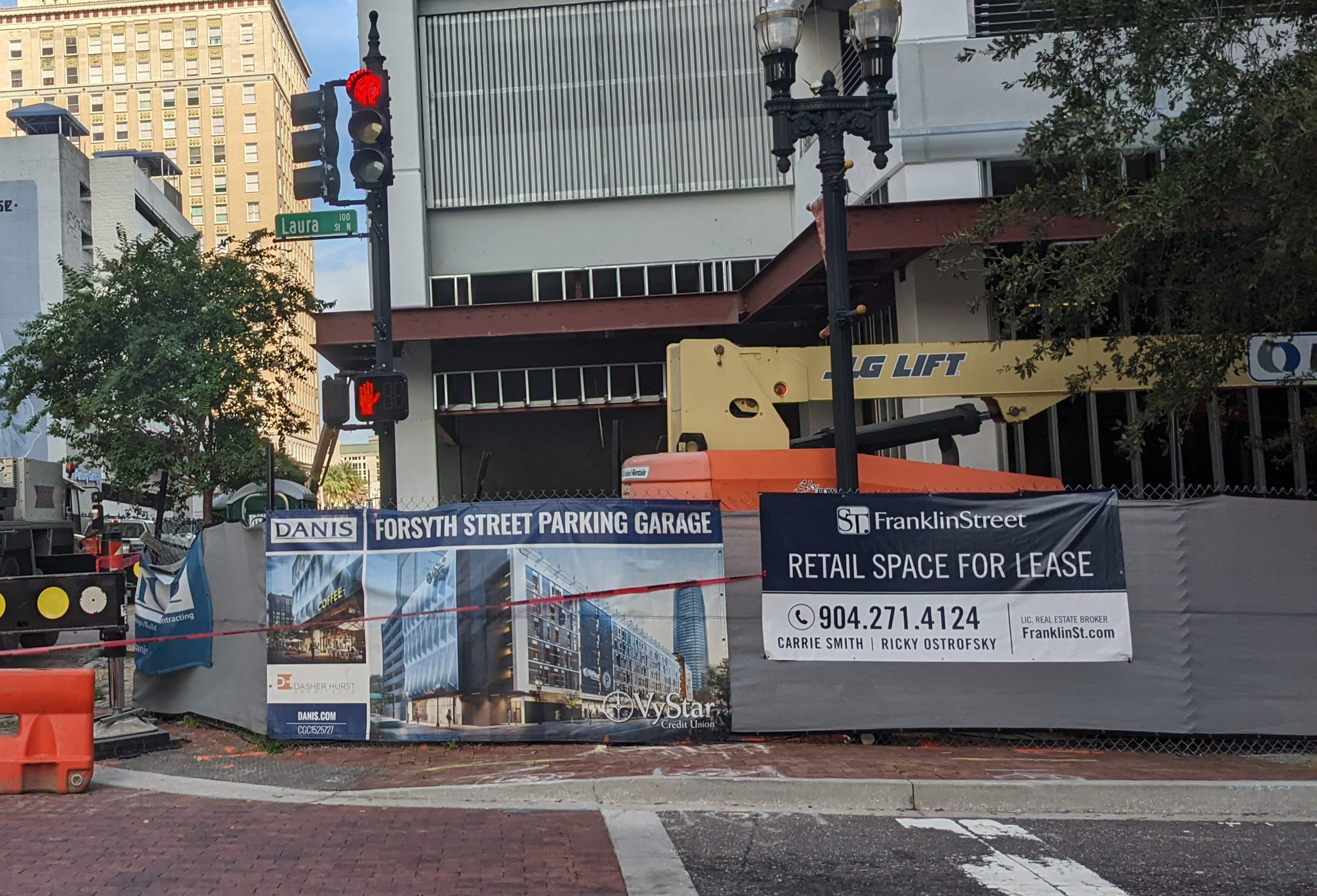 Franklin Street is seeking tenants for the VyStar parking garage across the street from the Bank of America Tower.