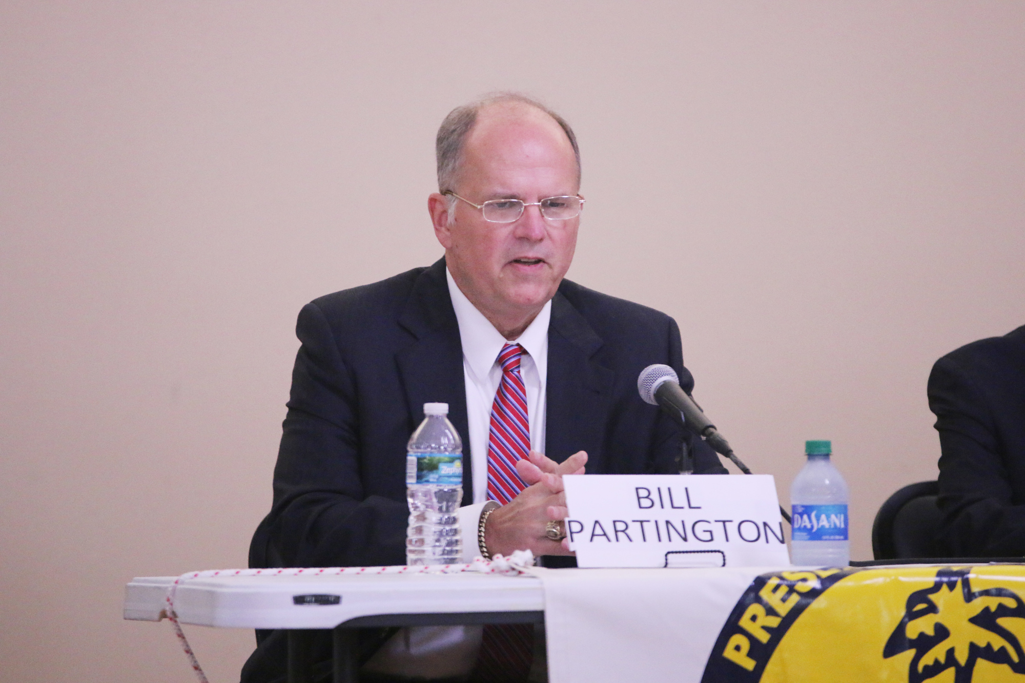 Mayor Bill Partington speaks during CFOB's candidate forum on Wednesday, Oct. 12. Photo by Jarleene Almenas