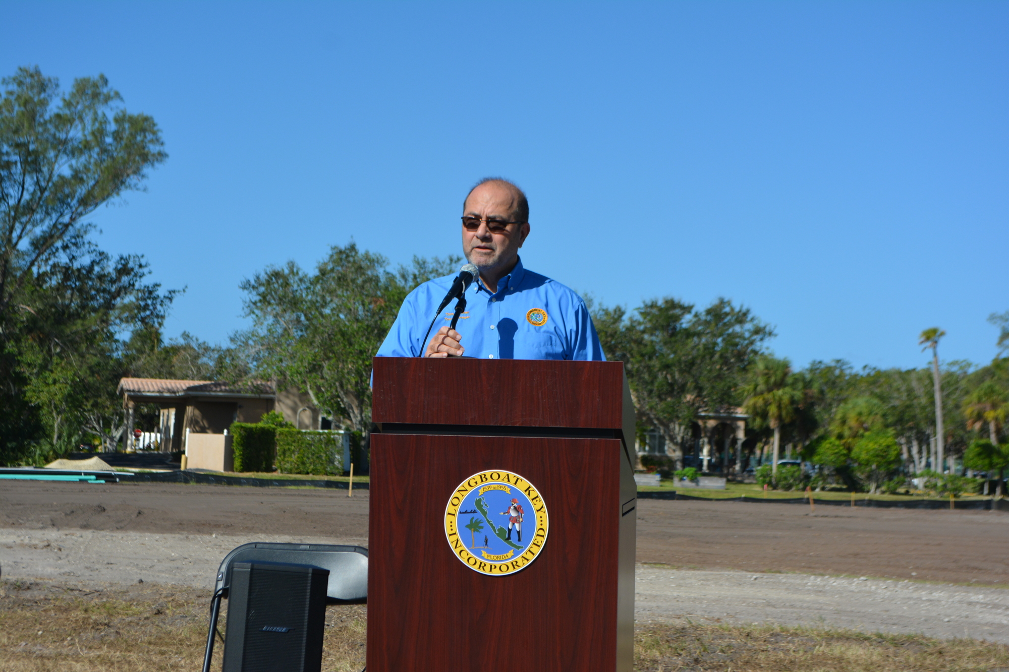 Town Manager Tom Harmer makes opening comments at the groundbreaking ceremony Monday. (Photo by Lauren Tronstad)