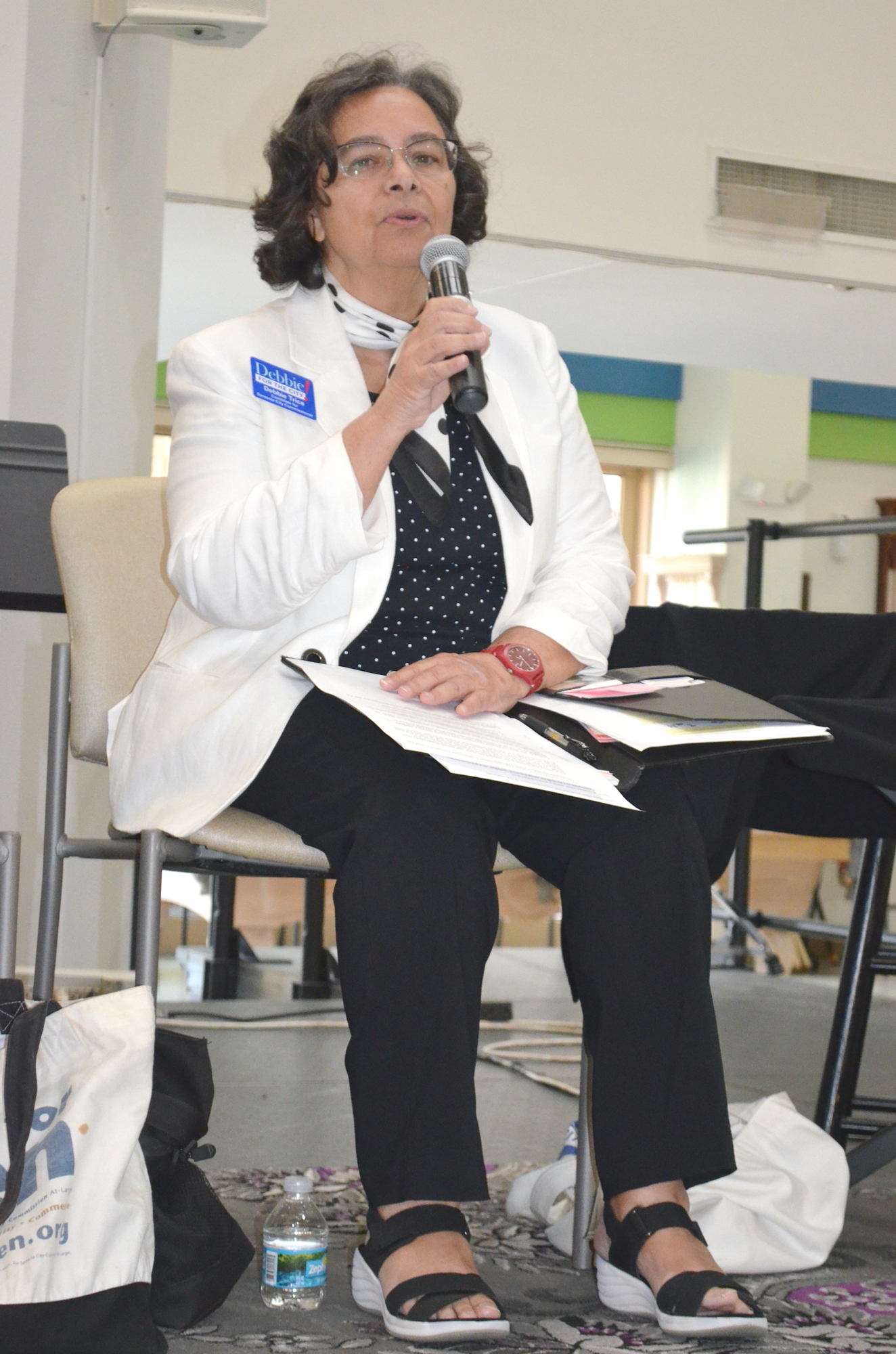 Speaking at a candidate forum, Debbie Trice narrowly defeated Dan Lobeck for one of two Sarasota City Commission at-large seats. (Andrew Warfield)