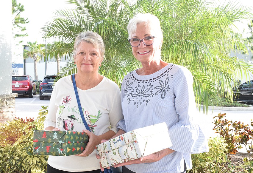 Meals on Wheels collects shoeboxes filled with gifts for senior clients - Vimarsana News